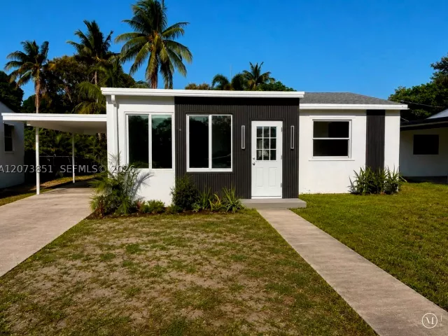 3-bedroom home for sale in Hollywood - 825 S 28th Ave - MondialRealty