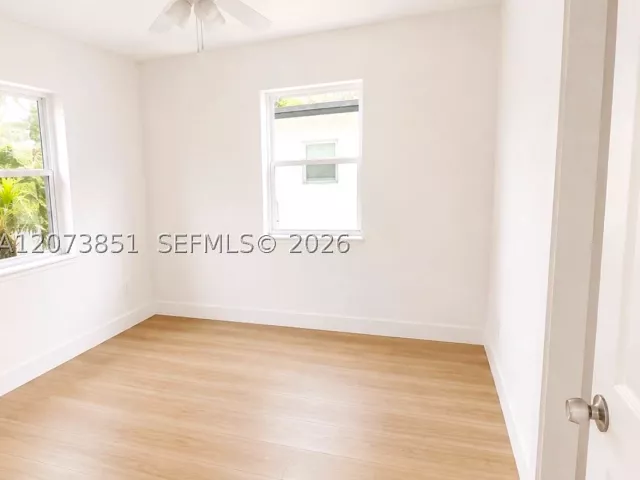 3-bedroom home for sale in Hollywood - 825 S 28th Ave - MondialRealty