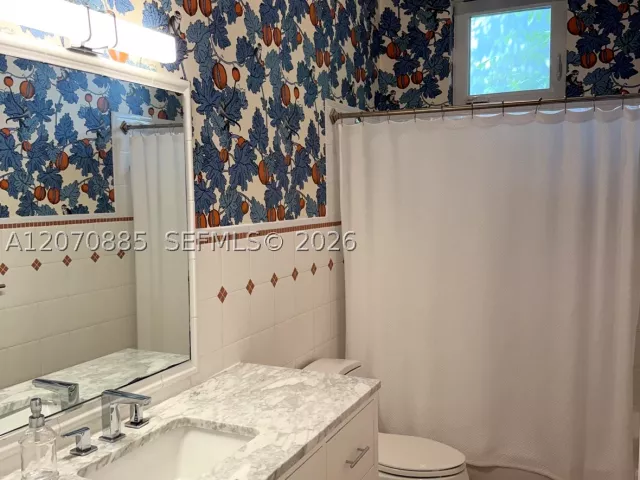 3-bedroom home for rent in Miami - 3865 Poinciana Ave - MondialRealty