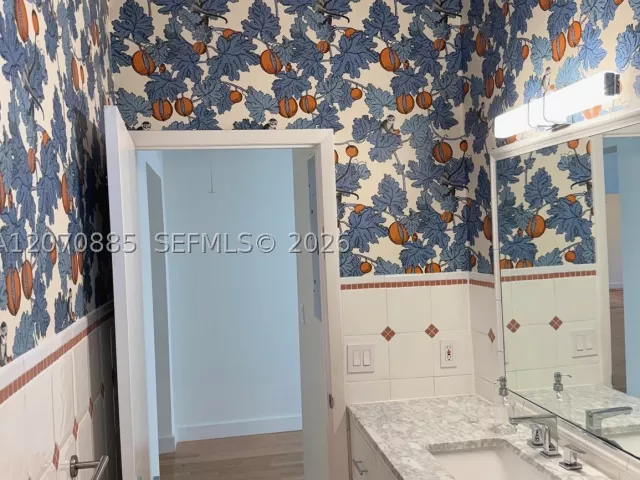 3-bedroom home for rent in Miami - 3865 Poinciana Ave - MondialRealty