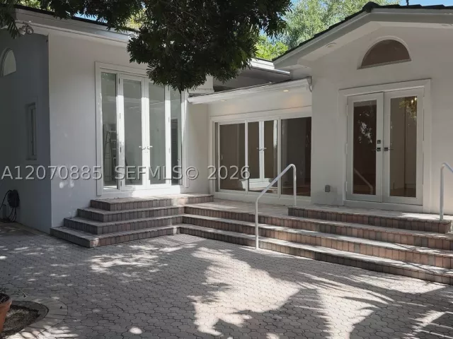 3-bedroom home for rent in Miami - 3865 Poinciana Ave - MondialRealty