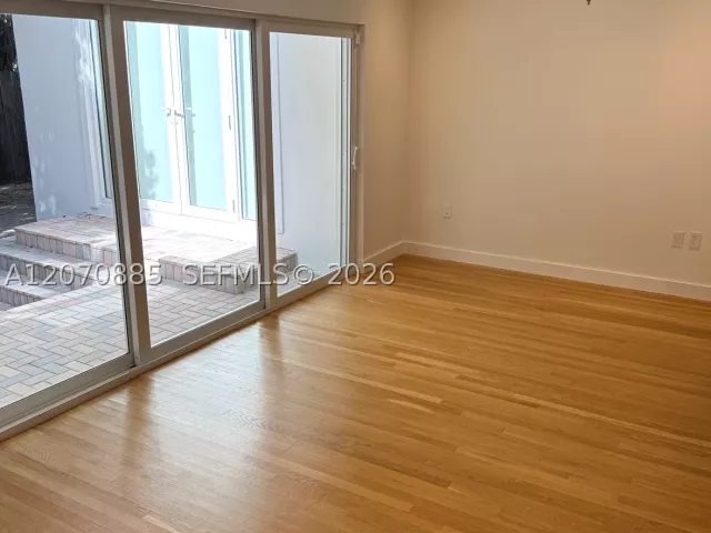 3-bedroom home for rent in Miami - 3865 Poinciana Ave - MondialRealty