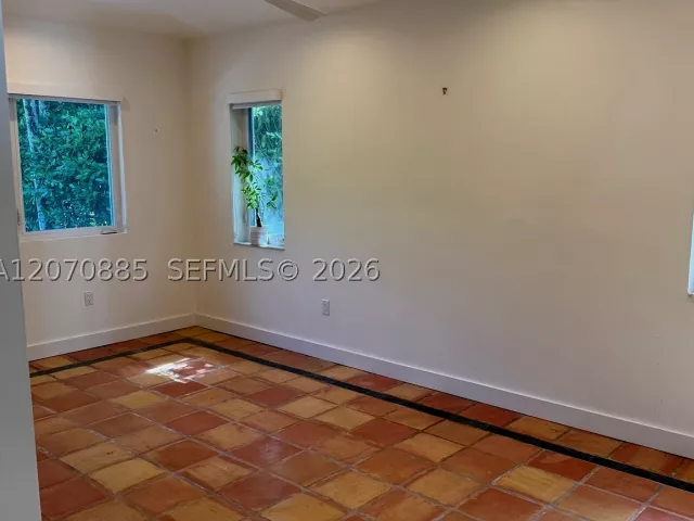 3-bedroom home for rent in Miami - 3865 Poinciana Ave - MondialRealty