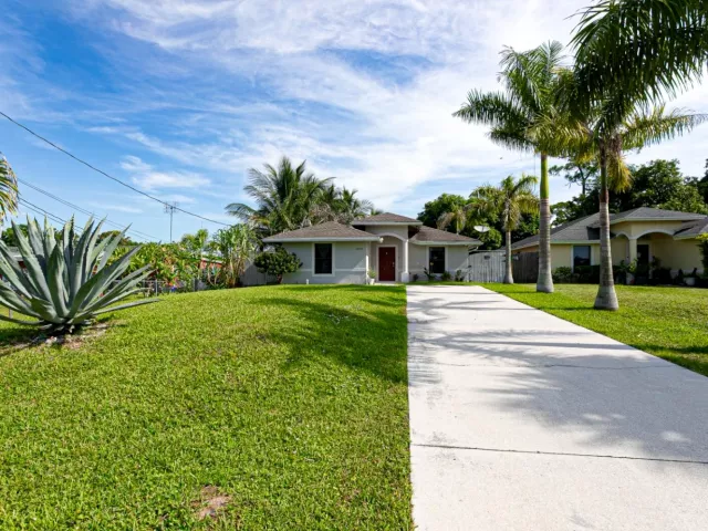 3-bedroom home for sale in West Palm Beach - 5803 Lime Road - MondialRealty