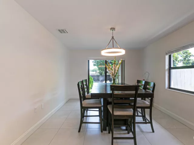 3-bedroom home for sale in West Palm Beach - 5803 Lime Road - MondialRealty