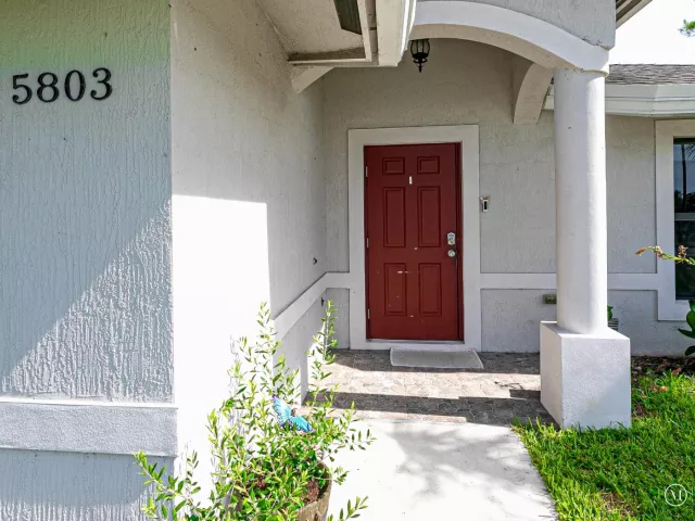 3-bedroom home for sale in West Palm Beach - 5803 Lime Road - MondialRealty
