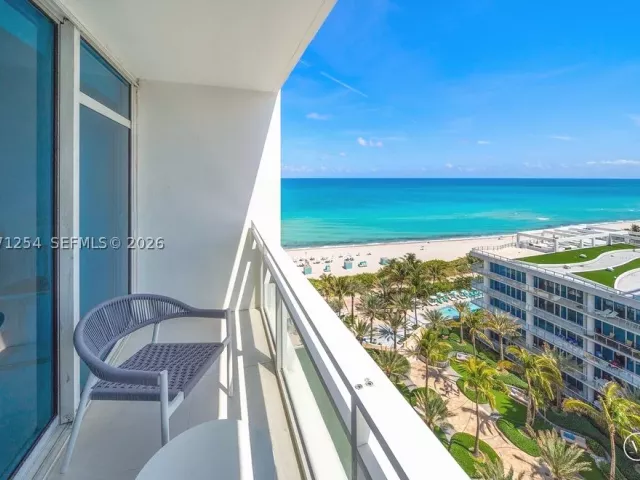 2-bedroom condo for sale in Miami Beach - 6801 Collins Ave 1206/1210 - MondialRealty