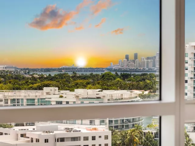 2-bedroom condo for sale in Miami Beach - 6801 Collins Ave 1206/1210 - MondialRealty