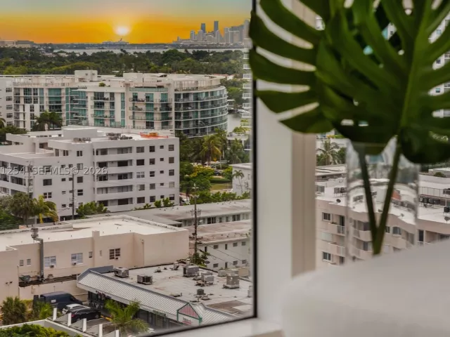 2-bedroom condo for sale in Miami Beach - 6801 Collins Ave 1206/1210 - MondialRealty