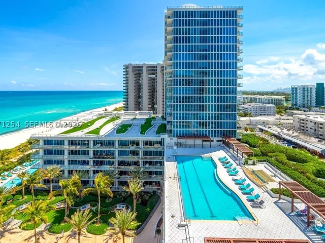 2-bedroom condo for sale in Miami Beach - 6801 Collins Ave 1206/1210 - MondialRealty