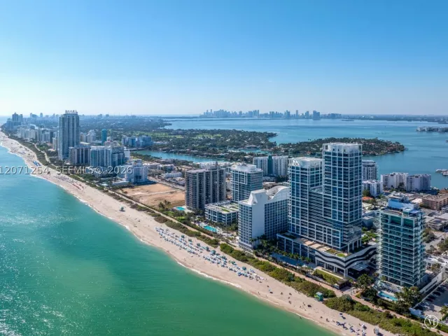 2-bedroom condo for sale in Miami Beach - 6801 Collins Ave 1206/1210 - MondialRealty