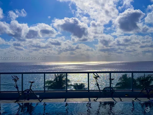 2-bedroom condo for sale in Miami Beach - 6801 Collins Ave 1206/1210 - MondialRealty