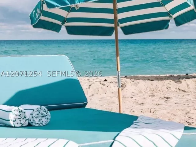 2-bedroom condo for sale in Miami Beach - 6801 Collins Ave 1206/1210 - MondialRealty