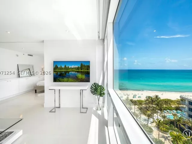 2-bedroom condo for sale in Miami Beach - 6801 Collins Ave 1206/1210 - MondialRealty
