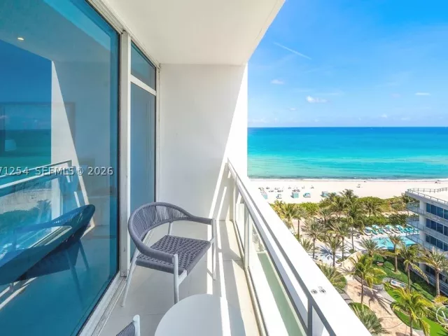 2-bedroom condo for sale in Miami Beach - 6801 Collins Ave 1206/1210 - MondialRealty