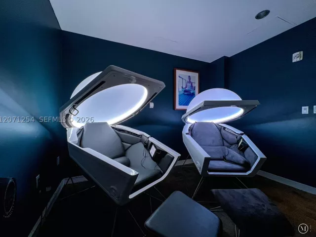2-bedroom condo for sale in Miami Beach - 6801 Collins Ave 1206/1210 - MondialRealty