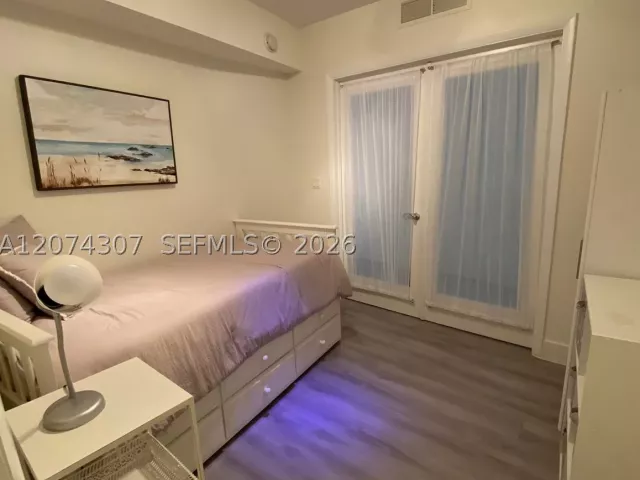 2-bedroom condo for rent in Hallandale Beach - 1850 S Ocean Dr 1409 - MondialRealty