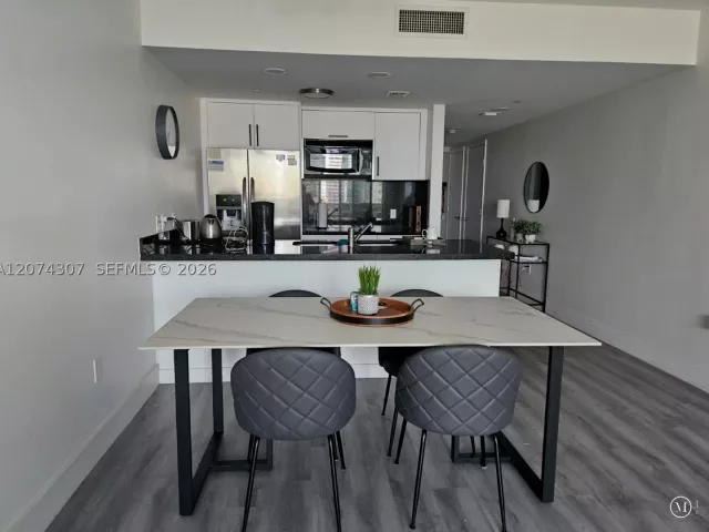 2-bedroom condo for rent in Hallandale Beach - 1850 S Ocean Dr 1409 - MondialRealty