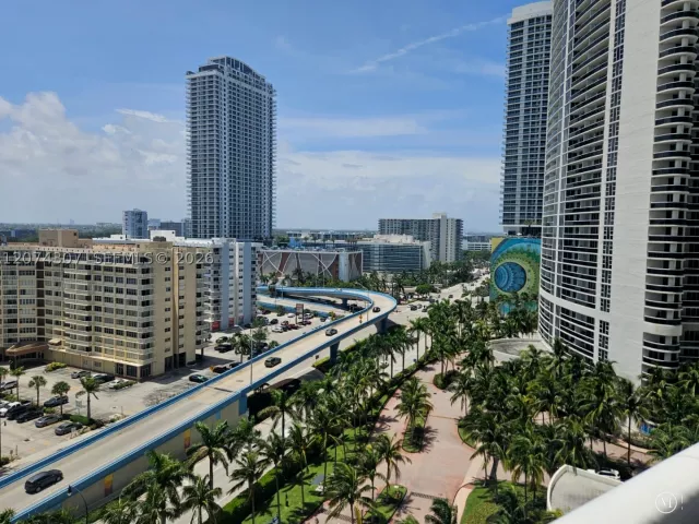 2-bedroom condo for rent in Hallandale Beach - 1850 S Ocean Dr 1409 - MondialRealty