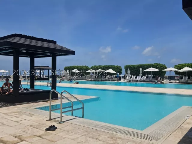2-bedroom condo for rent in Hallandale Beach - 1850 S Ocean Dr 1409 - MondialRealty