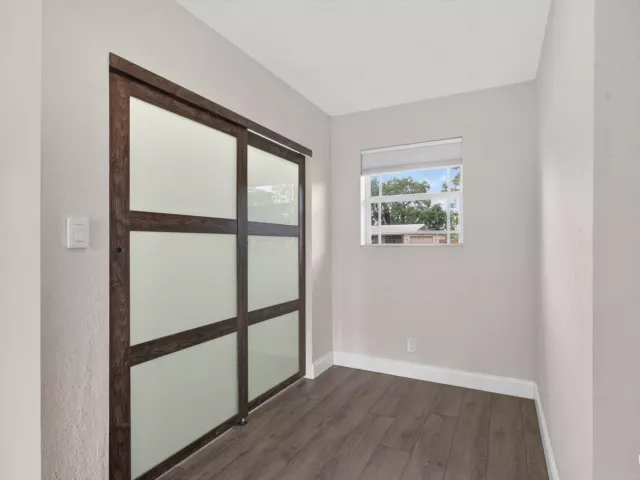 3-bedroom home for rent in Pompano Beach - 1240 SW 3RD Terrace - MondialRealty