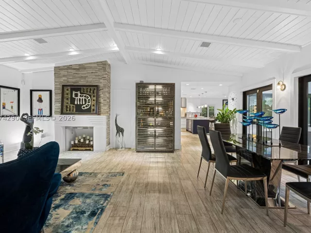 3-bedroom home for rent in Coral Gables - 231 Fluvia Ave - - MondialRealty
