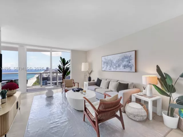 2-bedroom condo for sale in Miami Beach -  - MondialRealty