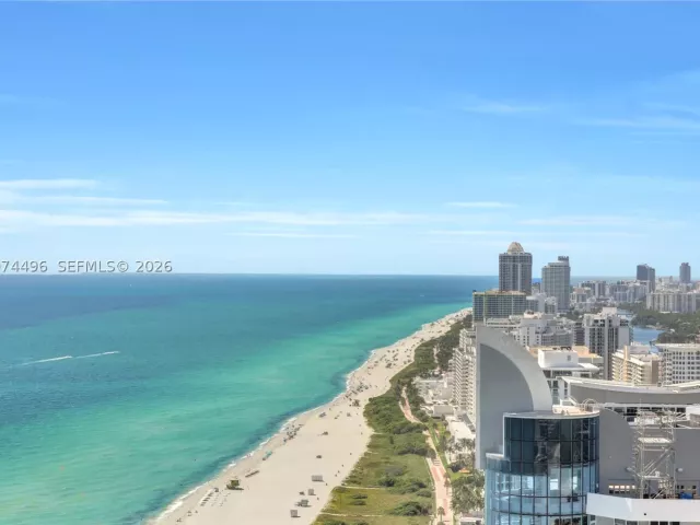 2-bedroom condo for sale in Miami Beach -  - MondialRealty