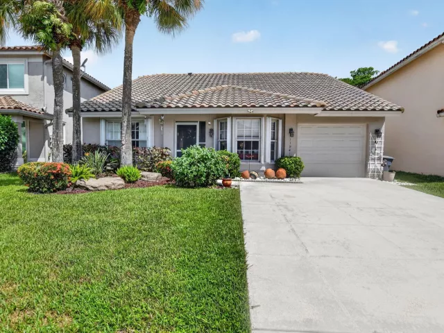 3-bedroom home for sale in Boca Raton - 11241 Coral Reef Drive - MondialRealty