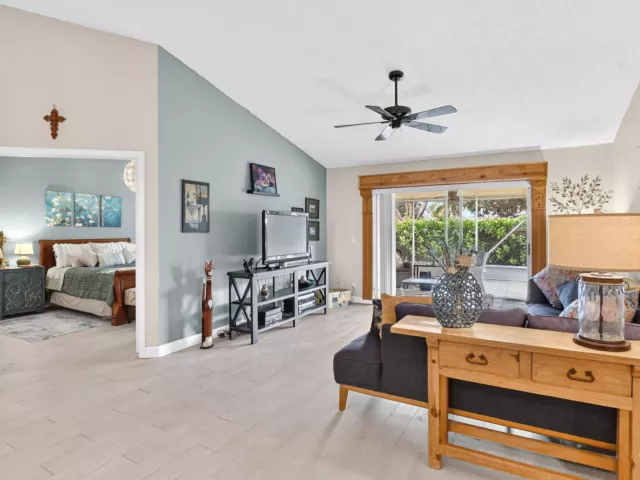 3-bedroom home for sale in Boca Raton - 11241 Coral Reef Drive - MondialRealty
