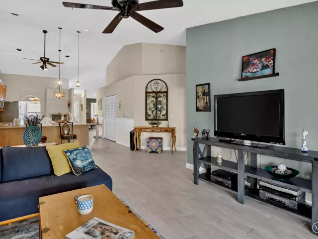 3-bedroom home for sale in Boca Raton - 11241 Coral Reef Drive - MondialRealty