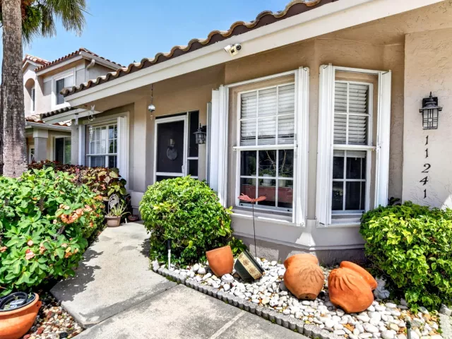3-bedroom home for sale in Boca Raton - 11241 Coral Reef Drive - MondialRealty