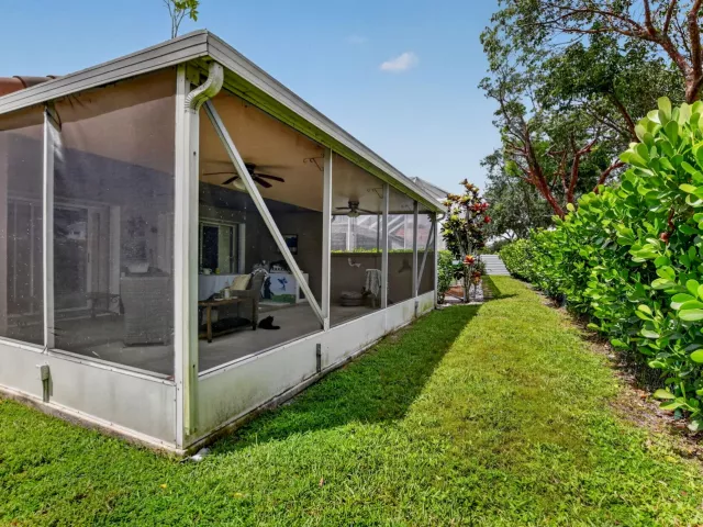 3-bedroom home for sale in Boca Raton - 11241 Coral Reef Drive - MondialRealty