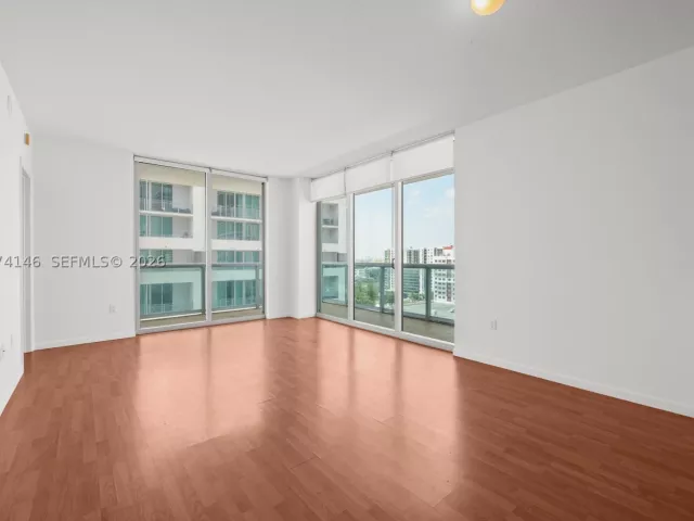 2-bedroom condo for sale in Miami - 333 NE 24th St 1401 - MondialRealty