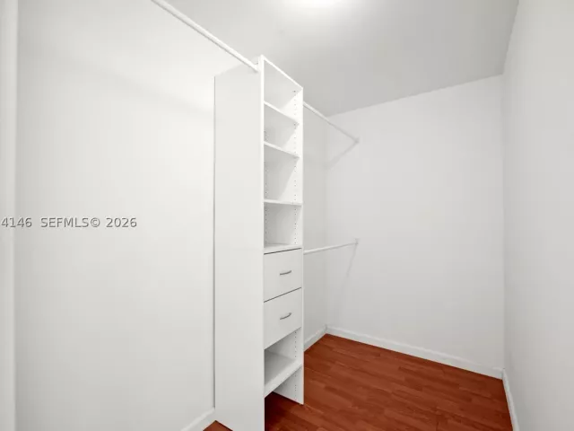 2-bedroom condo for sale in Miami - 333 NE 24th St 1401 - MondialRealty