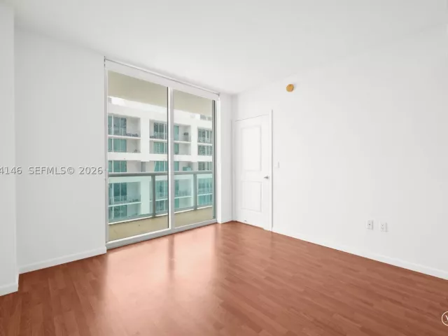 2-bedroom condo for sale in Miami - 333 NE 24th St 1401 - MondialRealty