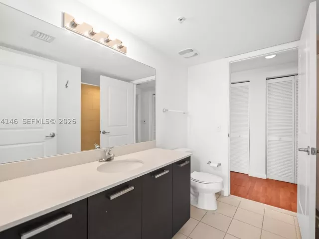 2-bedroom condo for sale in Miami - 333 NE 24th St 1401 - MondialRealty