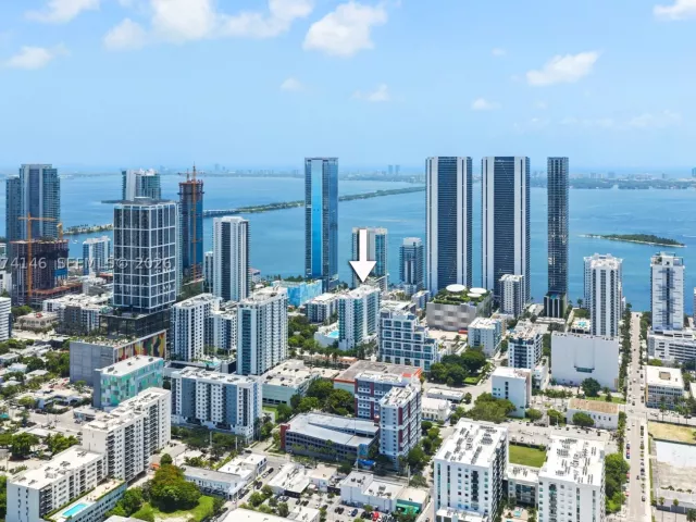 2-bedroom condo for sale in Miami - 333 NE 24th St 1401 - MondialRealty