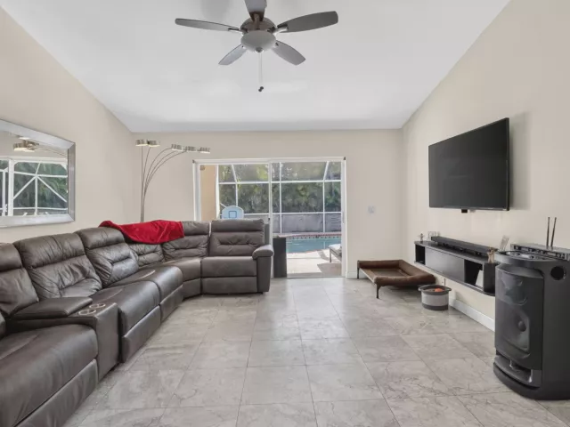 3-bedroom home for sale in Boca Raton - 19600 Sea Pines Way - MondialRealty