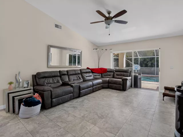 3-bedroom home for sale in Boca Raton - 19600 Sea Pines Way - MondialRealty