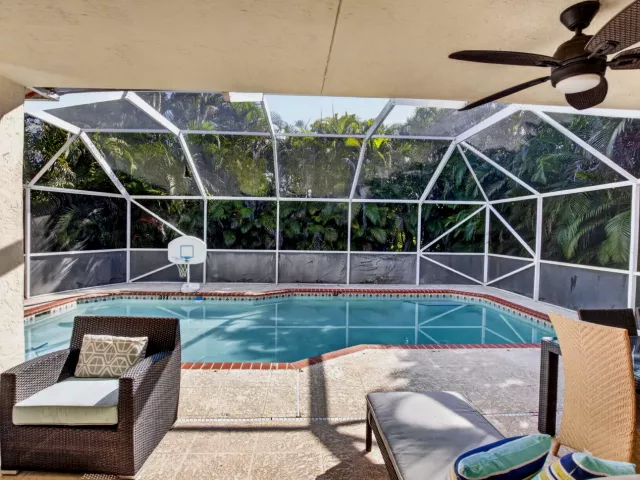 3-bedroom home for sale in Boca Raton - 19600 Sea Pines Way - MondialRealty
