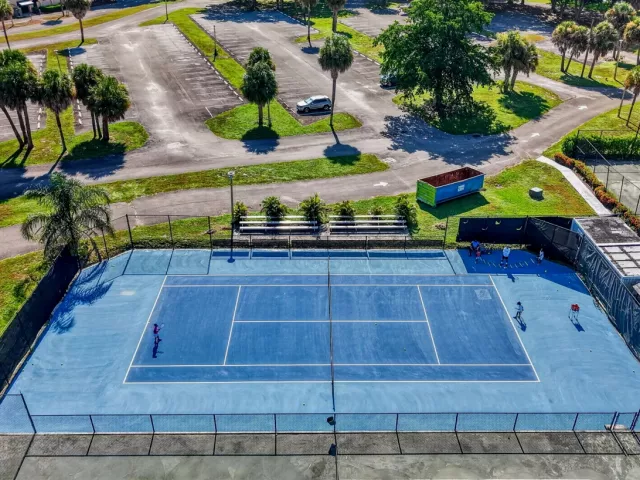 3-bedroom home for sale in Boca Raton - 19600 Sea Pines Way - MondialRealty