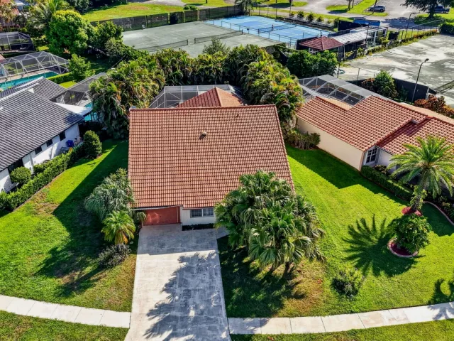 3-bedroom home for sale in Boca Raton - 19600 Sea Pines Way - MondialRealty