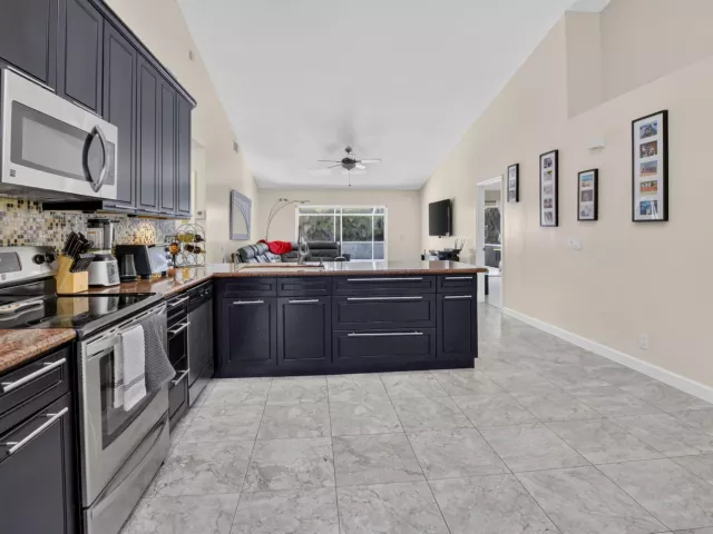 3-bedroom home for sale in Boca Raton - 19600 Sea Pines Way - MondialRealty
