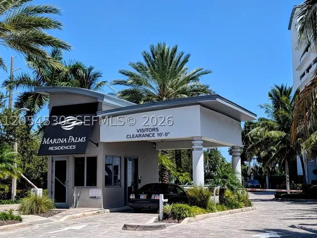 3-bedroom condo for sale in North Miami Beach - 17301 Biscayne Blvd 1501 - MondialRealty