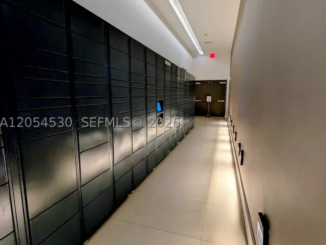 3-bedroom condo for sale in North Miami Beach - 17301 Biscayne Blvd 1501 - MondialRealty