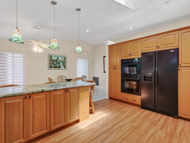 2-bedroom home for rent in Delray Beach - 2925 RIVIERA Drive - MondialRealty