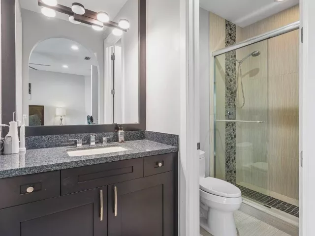 6-bedroom home for sale in Boca Raton - 17511 Cadena Drive - MondialRealty