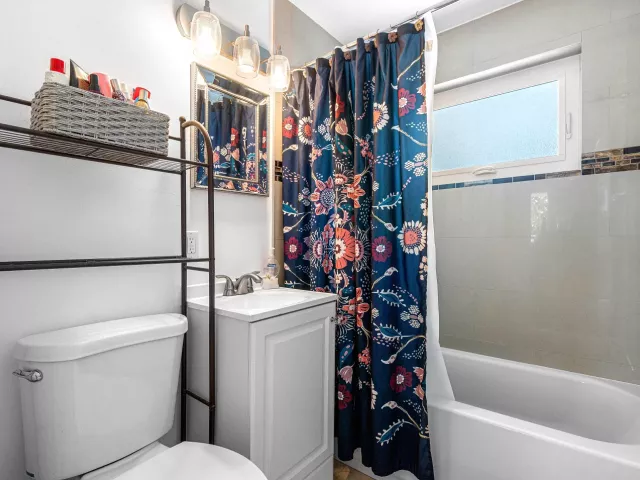 3-bedroom home for sale in West Palm Beach - 5134 CANAL Road - MondialRealty