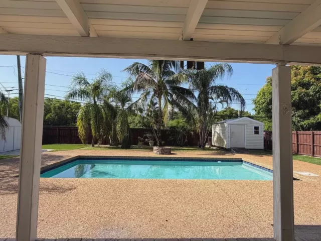 4-bedroom home for rent in Pompano Beach - 630 NE 23RD Court - MondialRealty